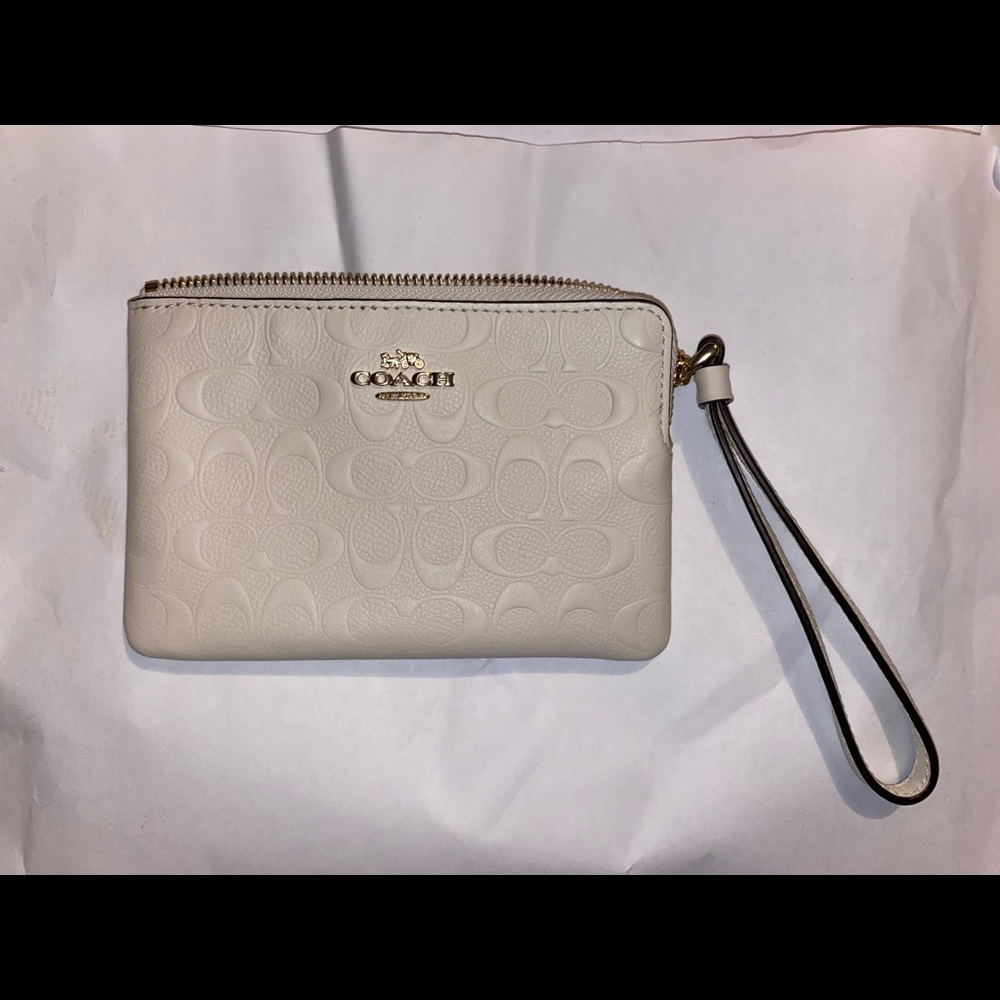 Coach Wristlet - Picture 1 of 3